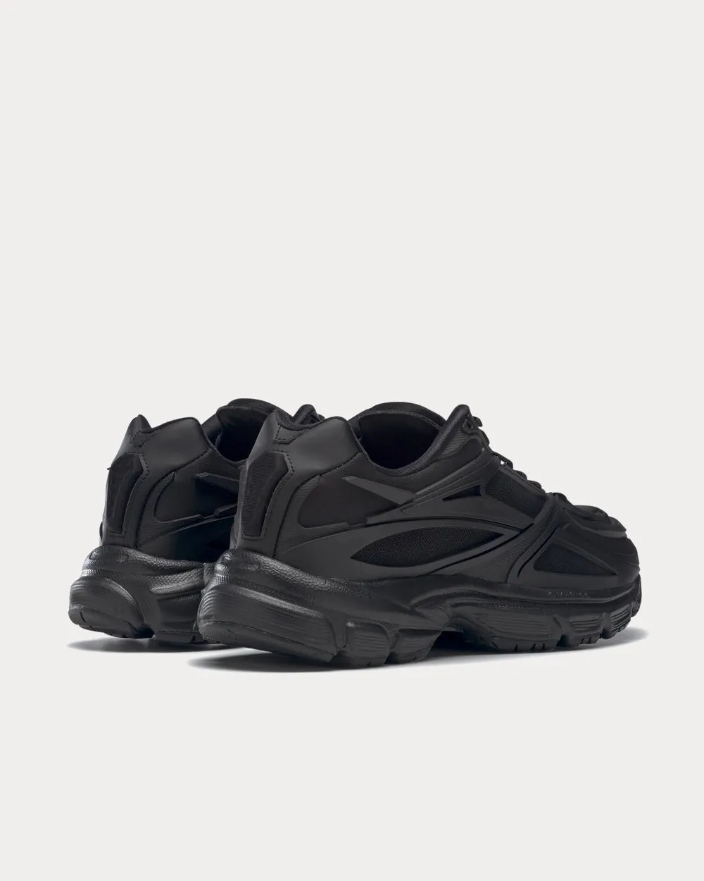 Premier Road Modern Black / Cold Grey Running Shoes