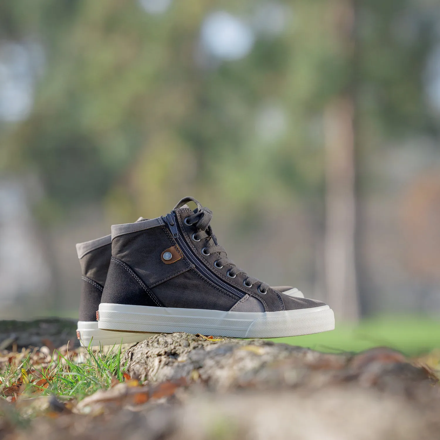 Women's Taos Top Soul Graphite/Black Vintage Canvas